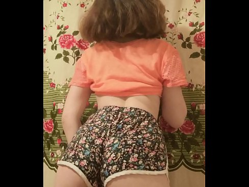 ❤️ Seksīga jauna skaistule izģērbjas no šortiem kamerā Sekss video pie porno lv.bestsexporno.ru ﹏