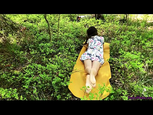 ❤️ Svešinieks no Tinder masturbē manu piču un kaislīgi drāž mežā Sekss video pie porno lv.bestsexporno.ru ﹏